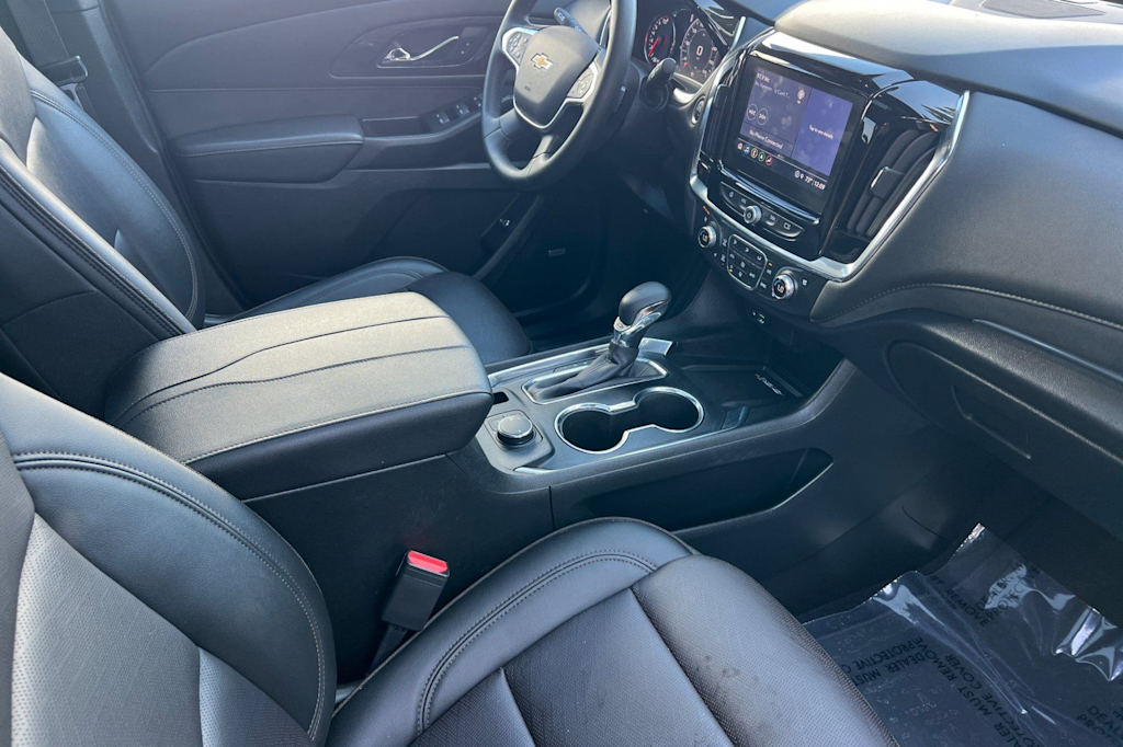 Thumbnail: 2023 Chevrolet Traverse - 13