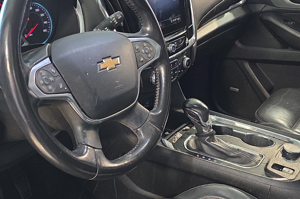 Thumbnail: 2021 Chevrolet Traverse - 9