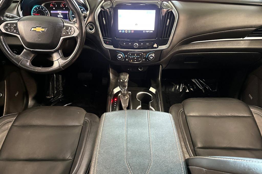 Thumbnail: 2021 Chevrolet Traverse - 2