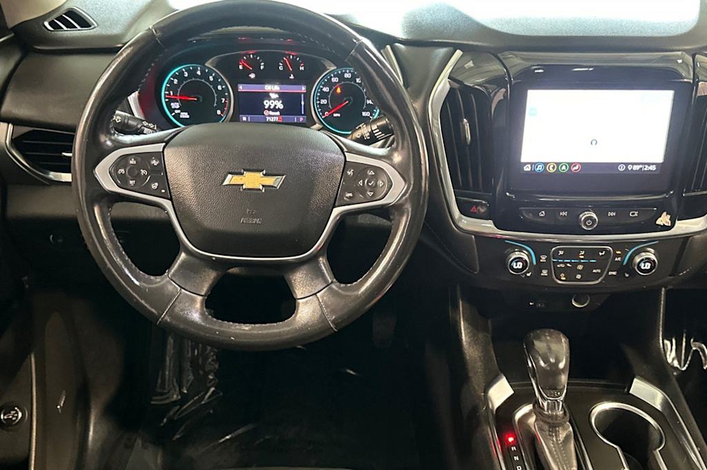 Thumbnail: 2021 Chevrolet Traverse - 13