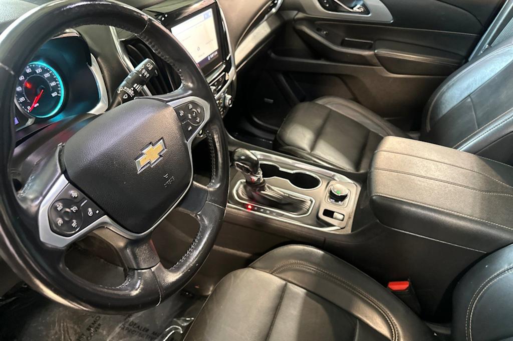 Thumbnail: 2021 Chevrolet Traverse - 9