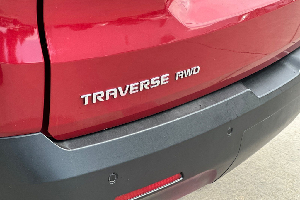 Thumbnail: 2021 Chevrolet Traverse - 35