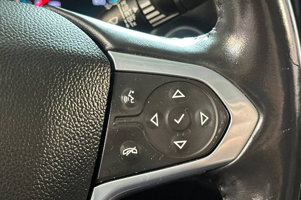 Thumbnail: 2021 Chevrolet Traverse - 30