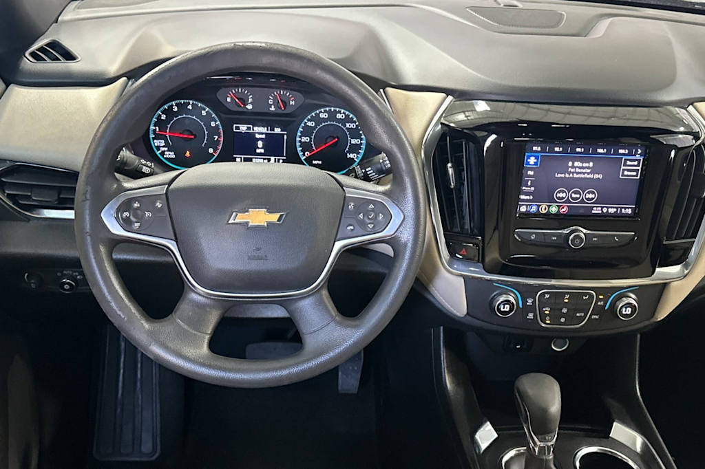 Thumbnail: 2023 Chevrolet Traverse - 13