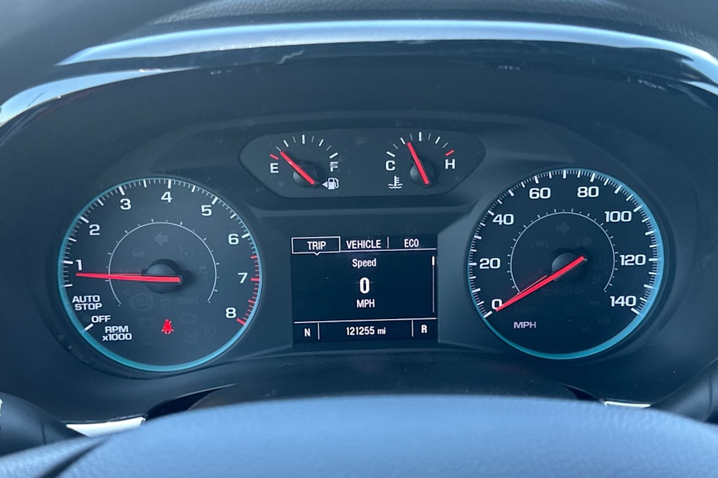 Thumbnail: 2023 Chevrolet Traverse - 17