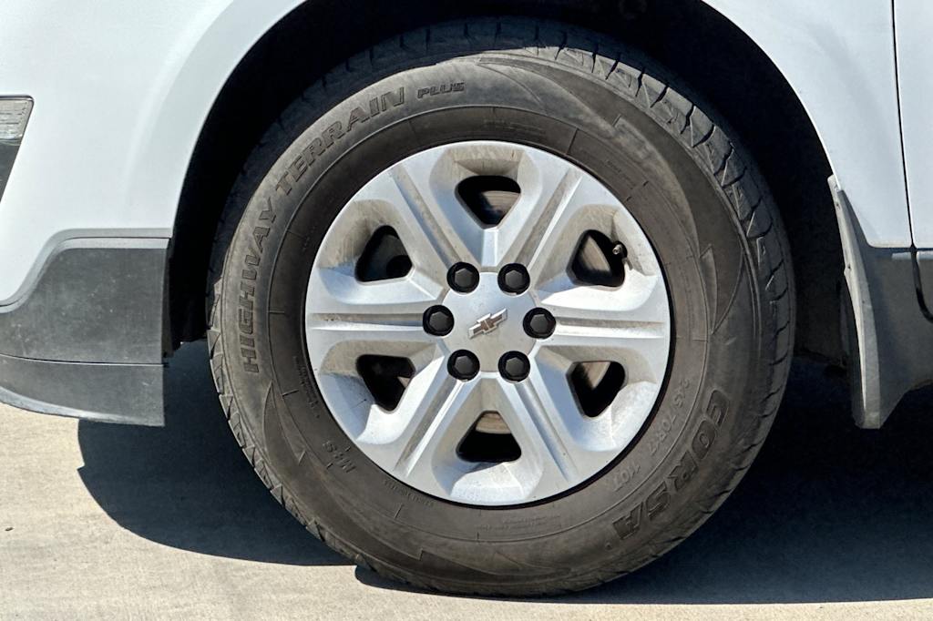 Thumbnail: 2017 Chevrolet Traverse - 8