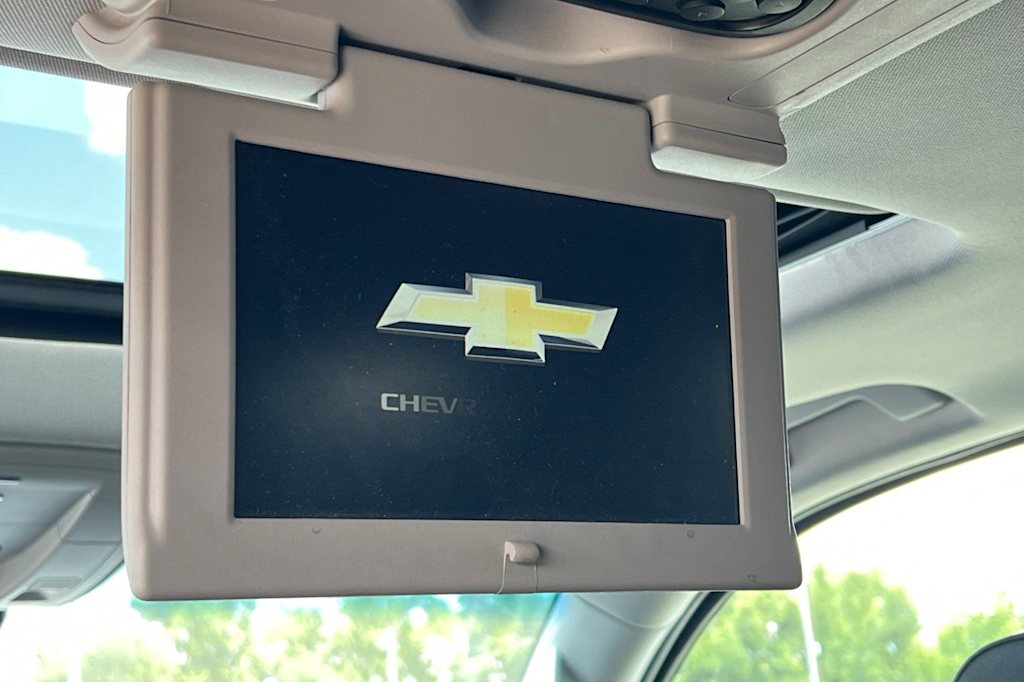 Thumbnail: 2018 Chevrolet Tahoe - 25