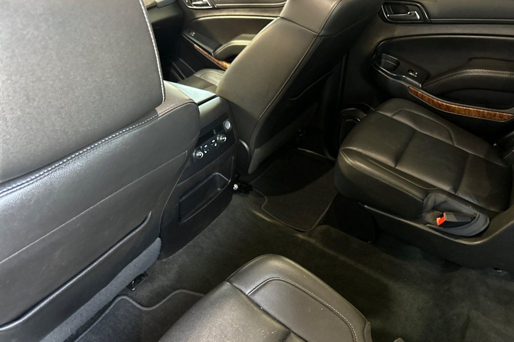 Thumbnail: 2018 Chevrolet Tahoe - 18