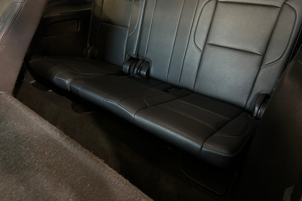 Thumbnail: 2018 Chevrolet Suburban - 23