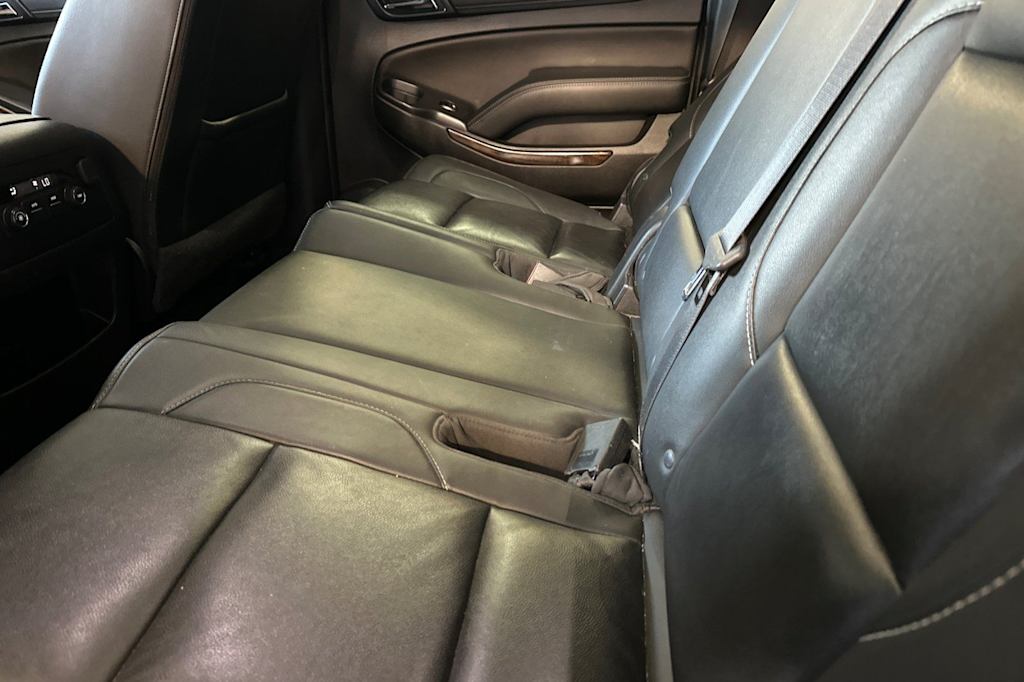 Thumbnail: 2018 Chevrolet Suburban - 12