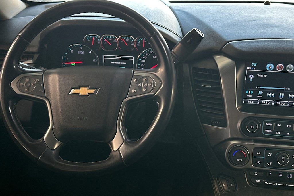 Thumbnail: 2018 Chevrolet Suburban - 13