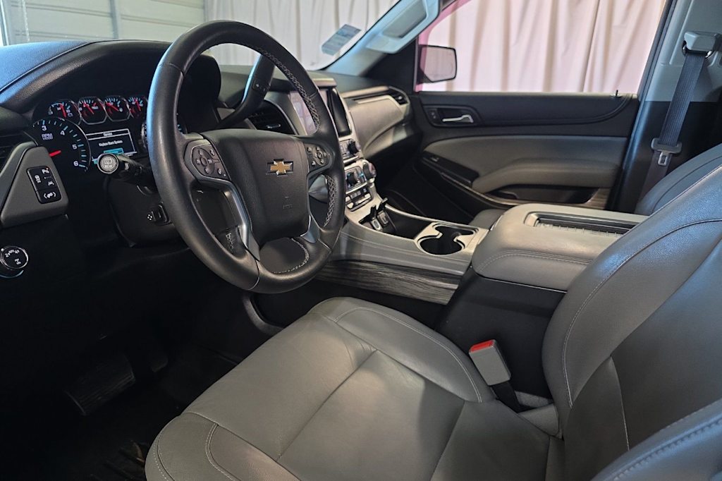 Thumbnail: 2017 Chevrolet Tahoe - 9