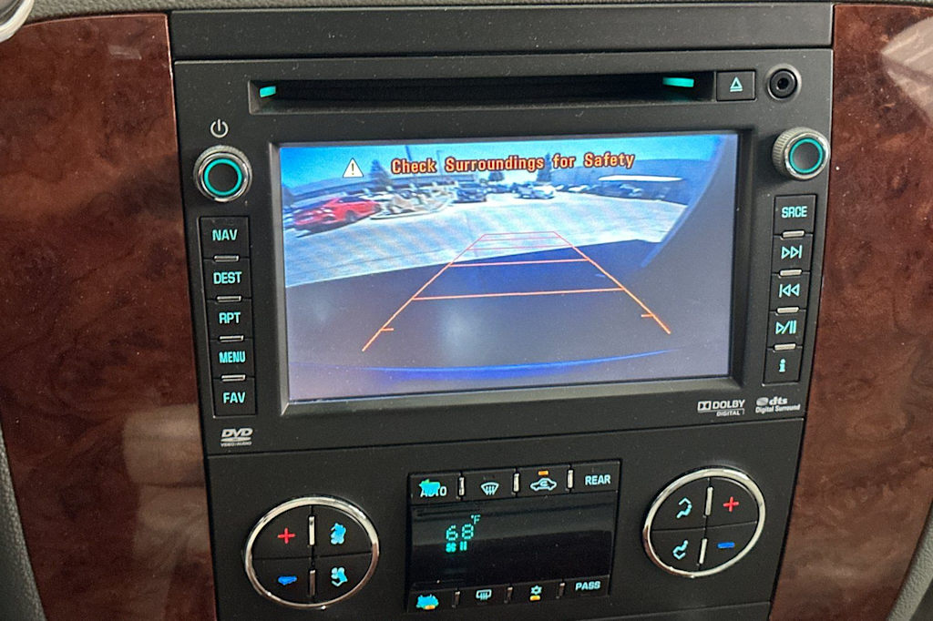 Thumbnail: 2012 Chevrolet Tahoe - 22