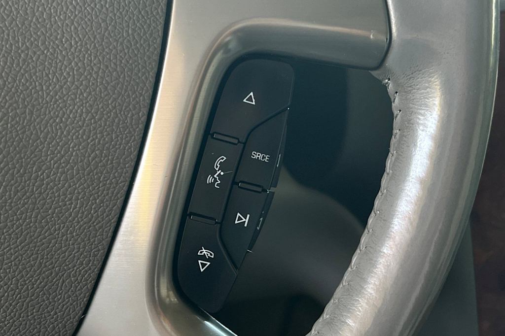 Thumbnail: 2012 Chevrolet Tahoe - 30