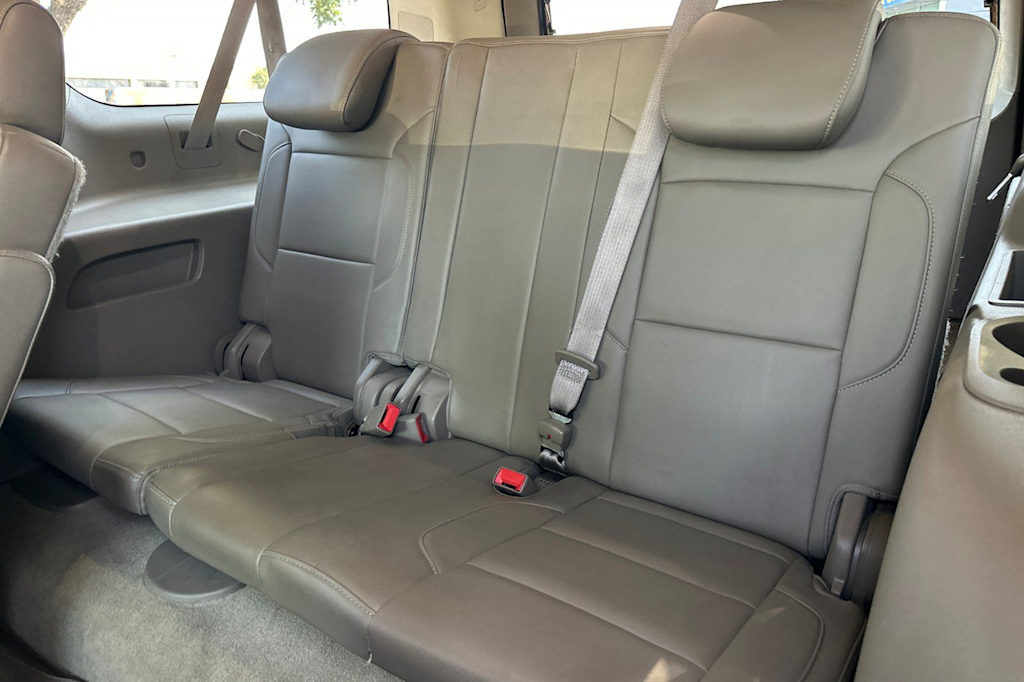 Thumbnail: 2015 Chevrolet Suburban - 26