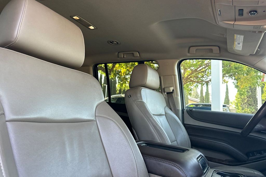 Thumbnail: 2015 Chevrolet Suburban - 11