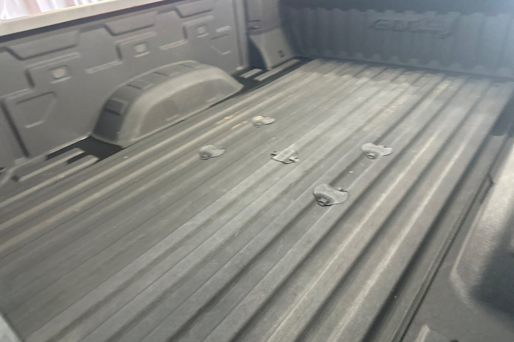 Thumbnail: 2024 GMC Sierra 2500 - 8
