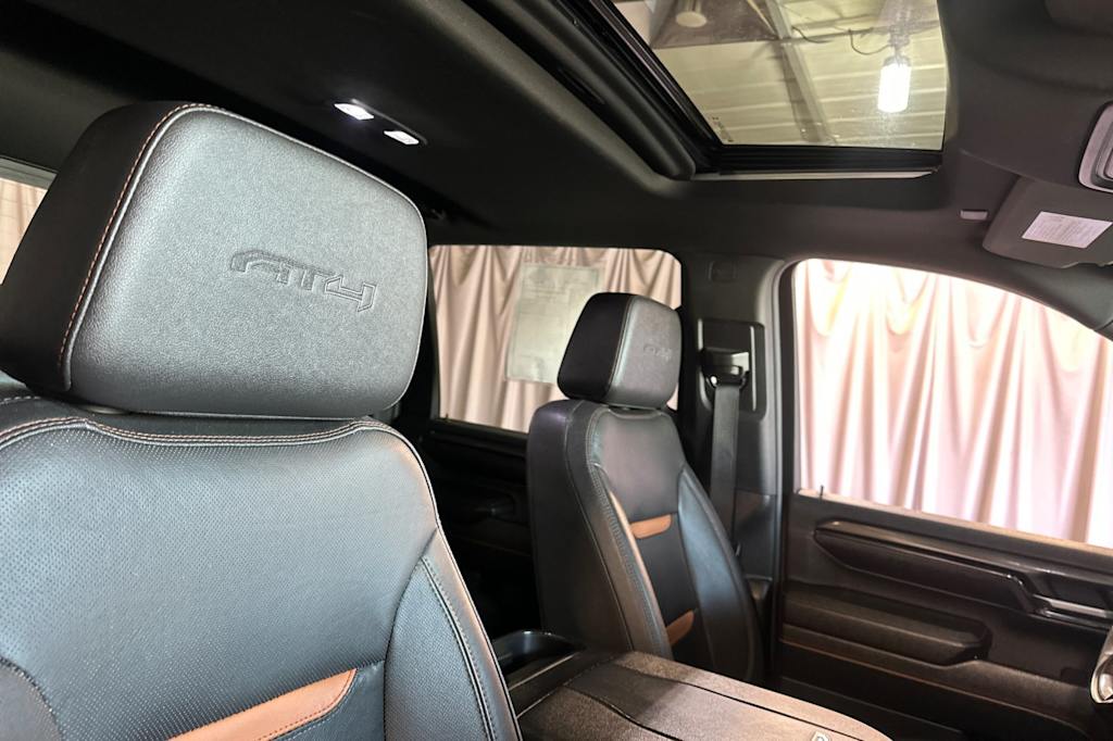 Thumbnail: 2024 GMC Sierra 2500 - 10