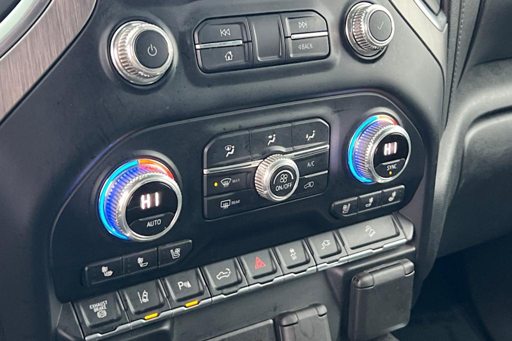 Thumbnail: 2020 GMC Sierra 3500 - 26