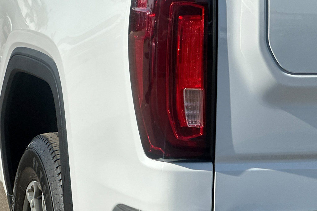 Thumbnail: 2025 GMC Sierra 1500 - 34