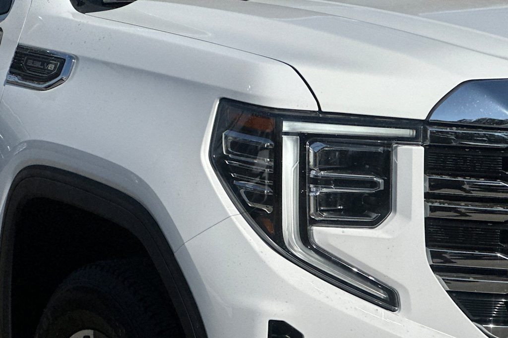 Thumbnail: 2025 GMC Sierra 1500 - 7
