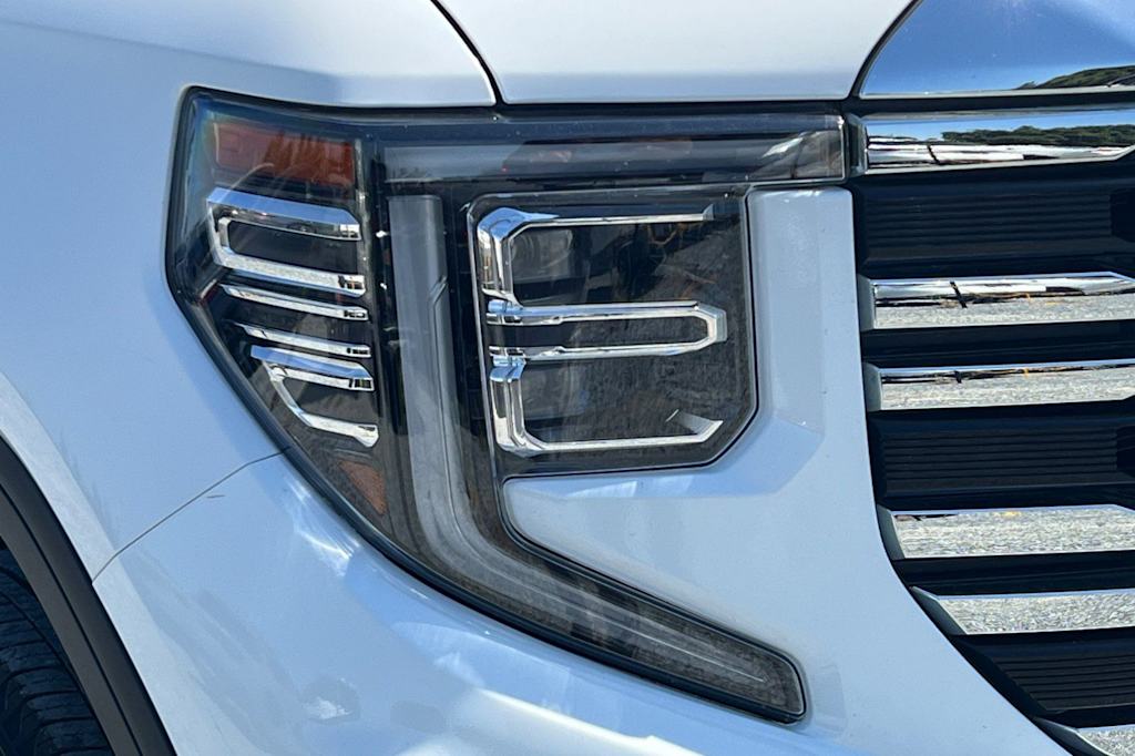 Thumbnail: 2025 GMC Sierra 1500 - 7