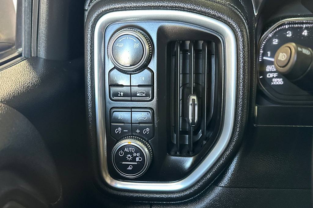 Thumbnail: 2019 GMC Sierra 1500 - 32