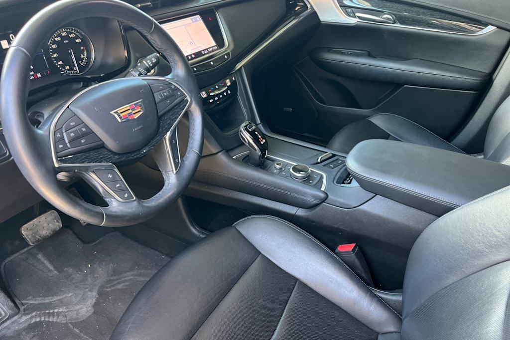 Thumbnail: 2020 Cadillac XT5 - 9