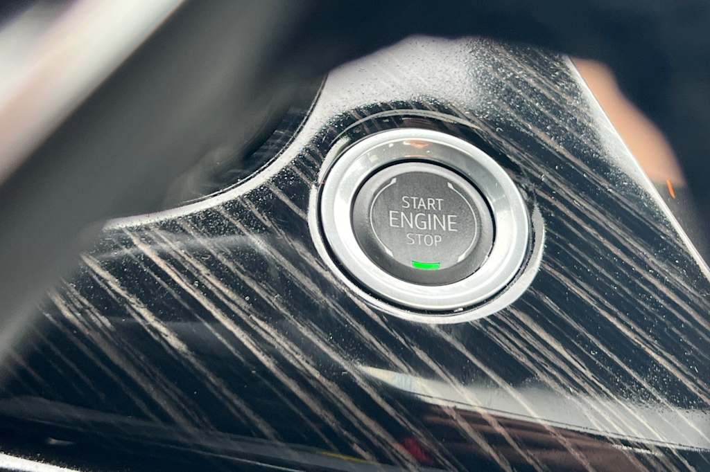 Thumbnail: 2025 Cadillac XT6 - 31