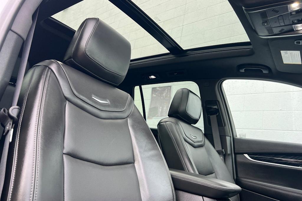 Thumbnail: 2025 Cadillac XT6 - 26