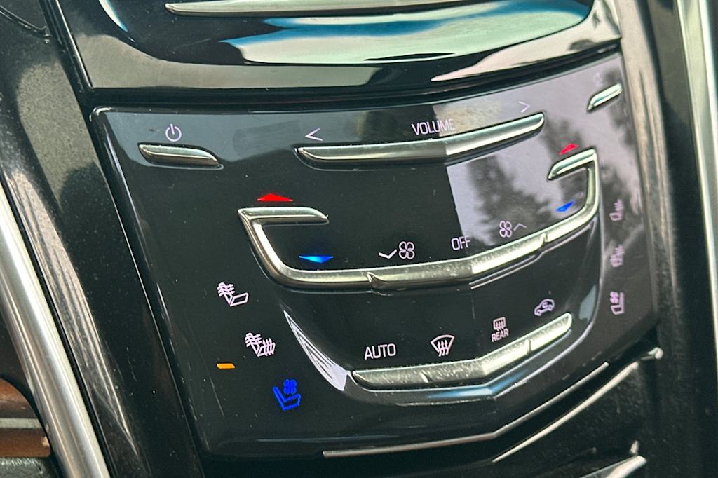 Thumbnail: 2018 Cadillac Escalade - 28