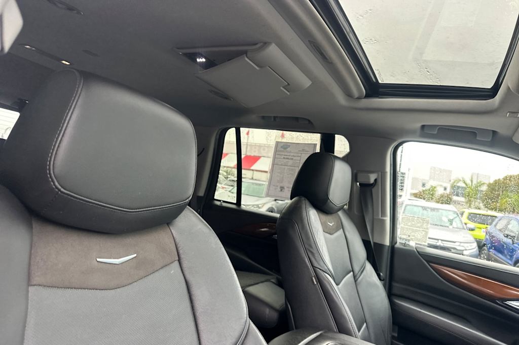 Thumbnail: 2018 Cadillac Escalade - 25