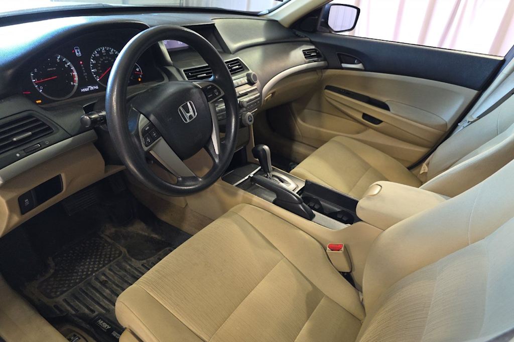 Thumbnail: 2012 Honda Accord - 9