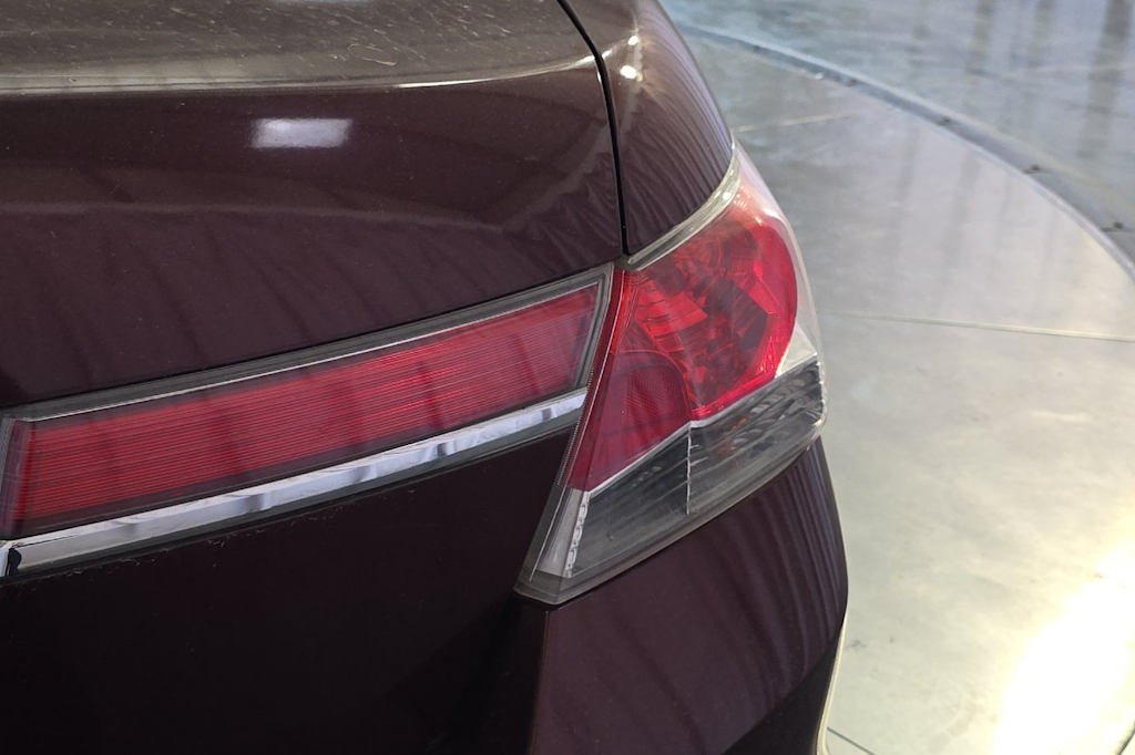 Thumbnail: 2012 Honda Accord - 20