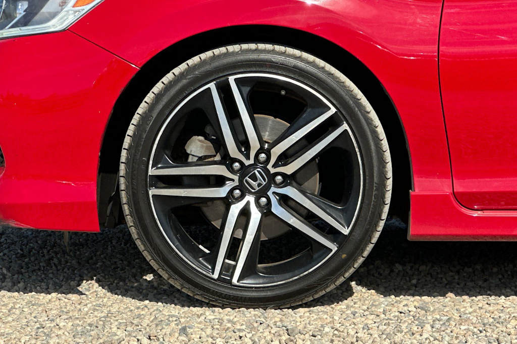 Thumbnail: 2017 Honda Accord - 8