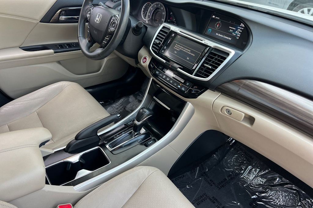 Thumbnail: 2016 Honda Accord - 12