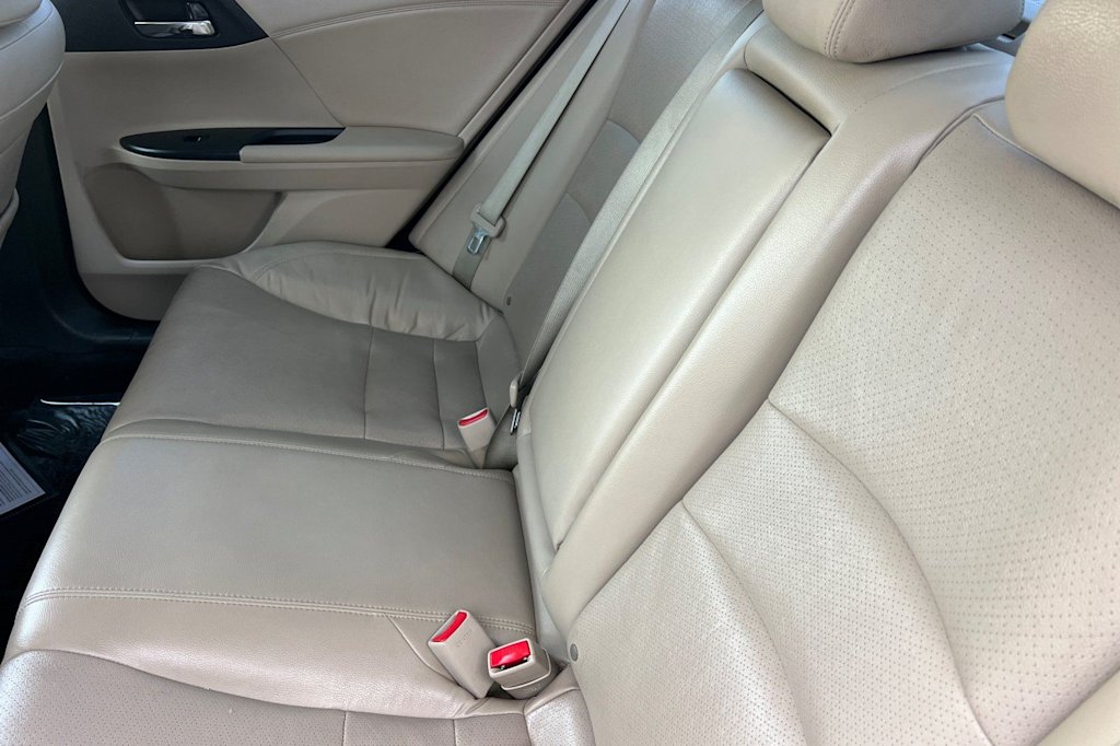 Thumbnail: 2016 Honda Accord - 10