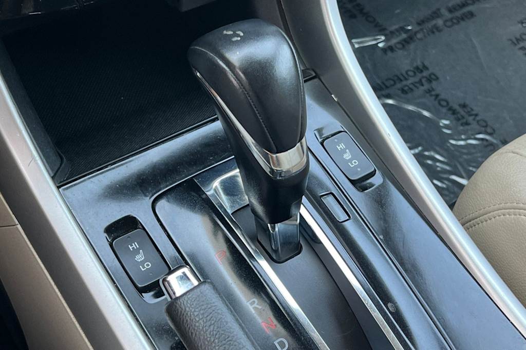 Thumbnail: 2016 Honda Accord - 14