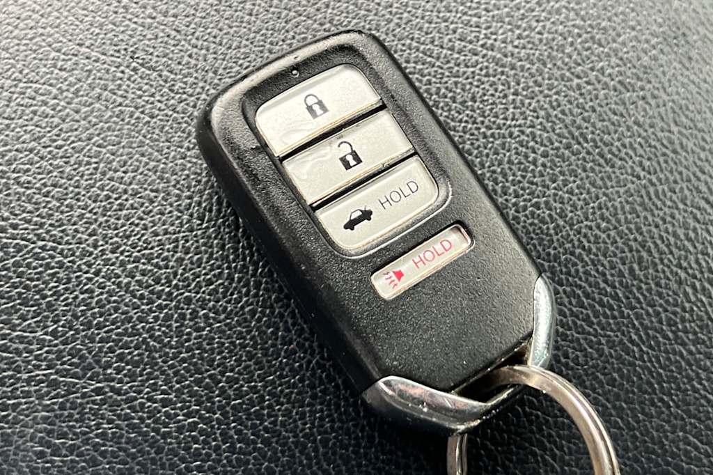 Thumbnail: 2018 Honda Accord - 17