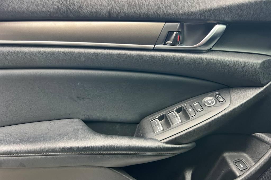 Thumbnail: 2018 Honda Accord - 22