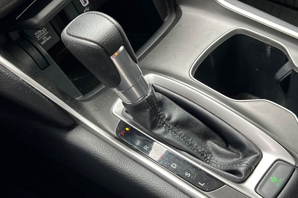 Thumbnail: 2018 Honda Accord - 15