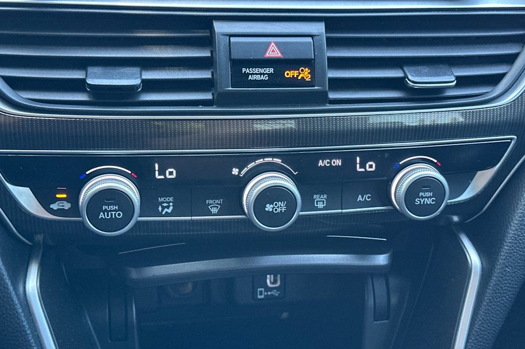 Thumbnail: 2018 Honda Accord - 25