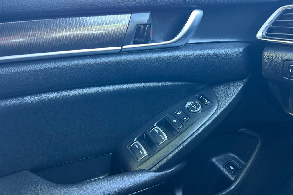 Thumbnail: 2021 Honda Accord - 22