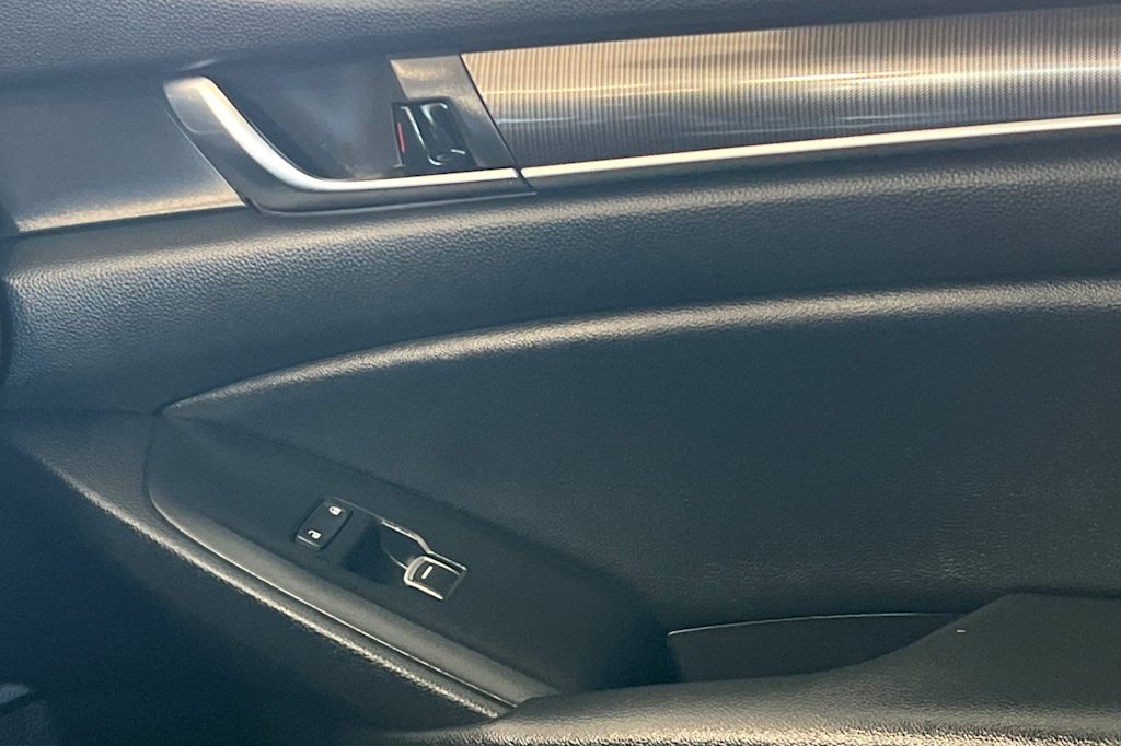 Thumbnail: 2021 Honda Accord - 27