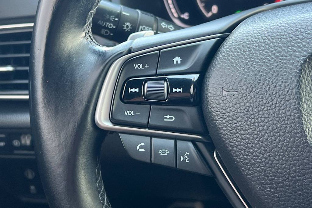 Thumbnail: 2018 Honda Accord - 30