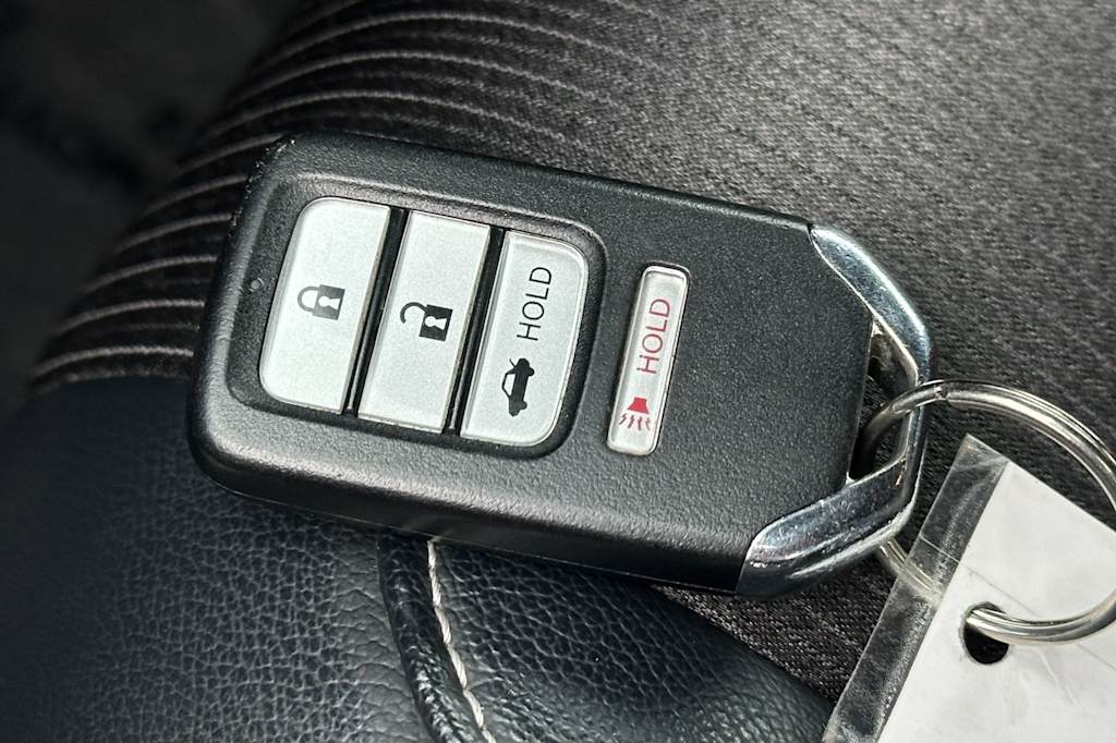 Thumbnail: 2018 Honda Accord - 17