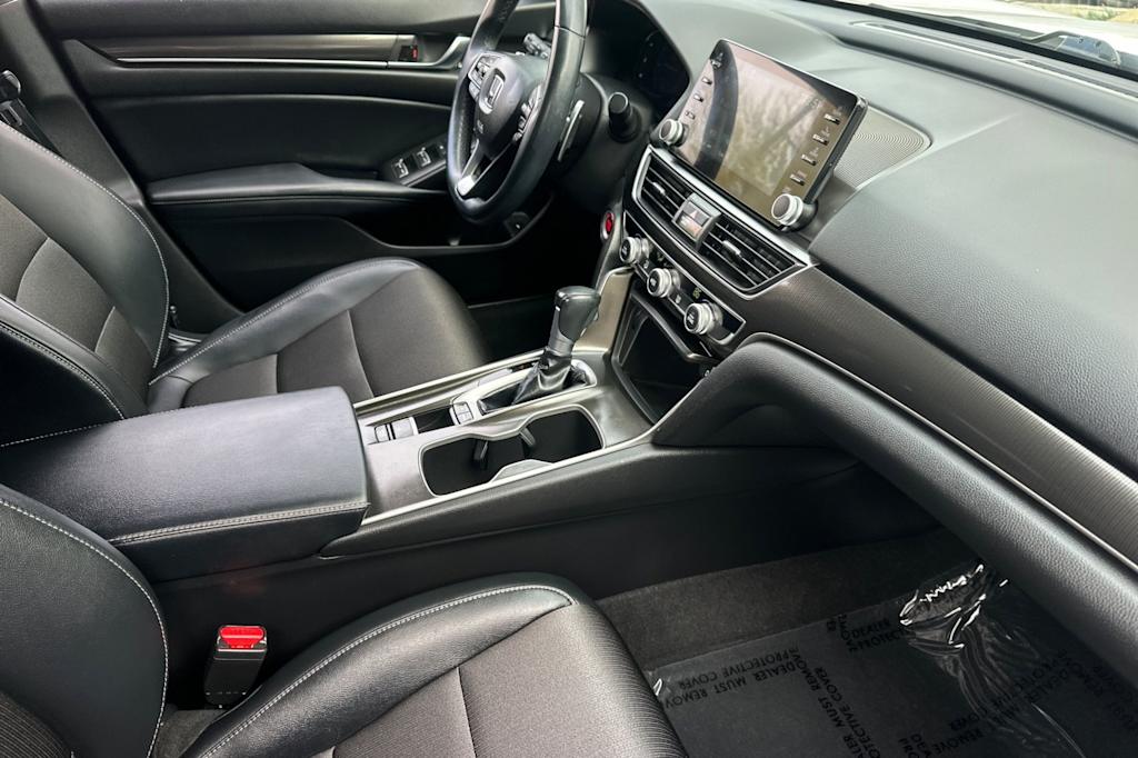 Thumbnail: 2018 Honda Accord - 13