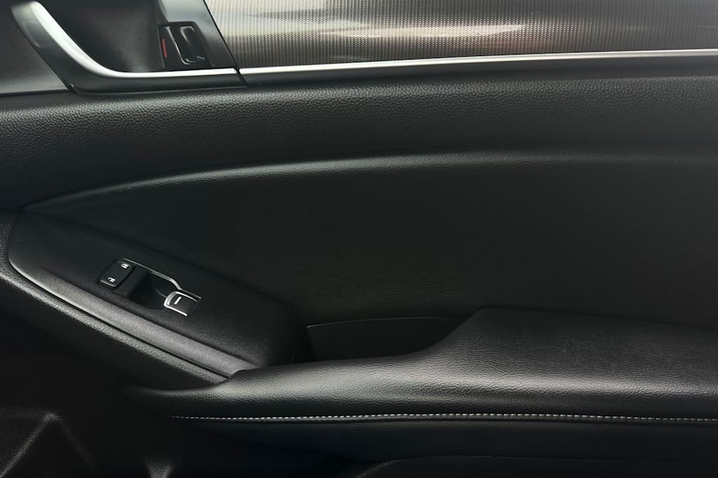 Thumbnail: 2018 Honda Accord - 26