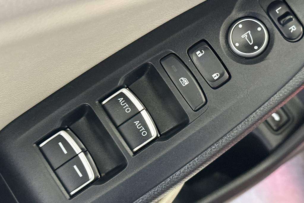 Thumbnail: 2018 Honda Accord - 22