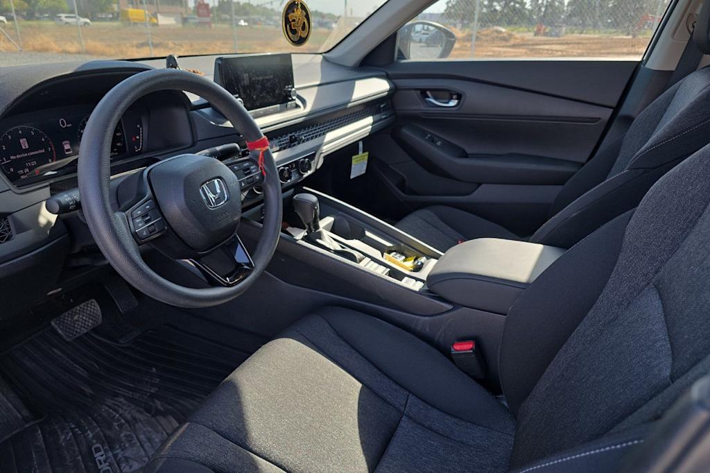 Thumbnail: 2025 Honda Accord - 9